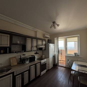 Сдается 1-комнатная квартира, 42,2 м²