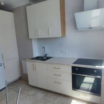 Сдается 2-х комнатная квартира, 60 м²