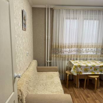 Сдается 1-комнатная квартира, 37,8 м²