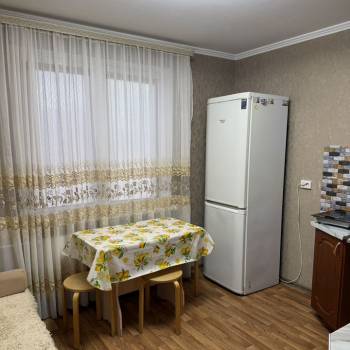 Сдается 1-комнатная квартира, 37,8 м²