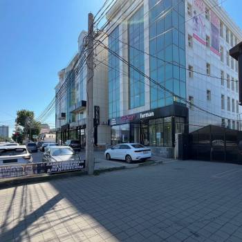 Сдается Торговое помещение, 180 м²