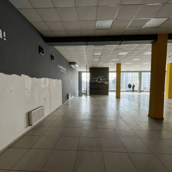 Сдается Нежилое помещение, 460 м²