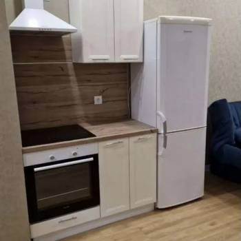 Продается 1-комнатная квартира, 32 м²