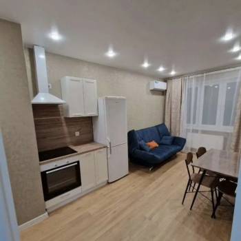Продается 1-комнатная квартира, 32 м²