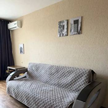Сдается 2-х комнатная квартира, 65 м²
