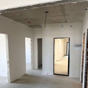 Продается 3-х комнатная квартира, 95 м²