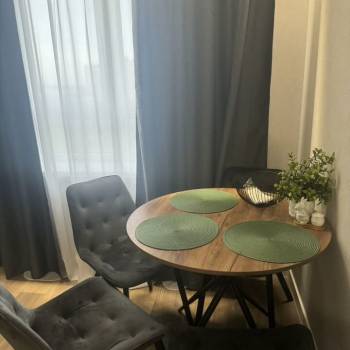 Сдается 1-комнатная квартира, 49 м²
