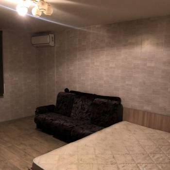 Сдается 1-комнатная квартира, 38 м²