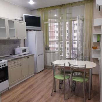 Сдается 1-комнатная квартира, 45 м²
