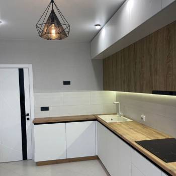 Продается 2-х комнатная квартира, 72,3 м²