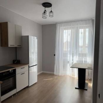 Сдается 1-комнатная квартира, 38,4 м²