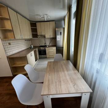 Сдается Многокомнатная квартира, 54 м²