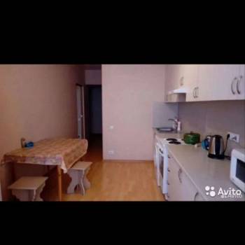 Сдается 1-комнатная квартира, 41,8 м²