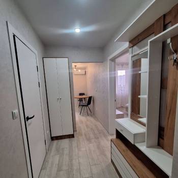 Сдается 1-комнатная квартира, 42 м²