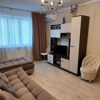 Продается 1-комнатная квартира, 40 м²