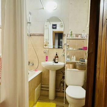 Продается 3-х комнатная квартира, 65,4 м²