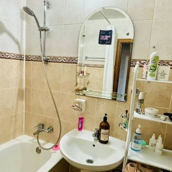 Продается 3-х комнатная квартира, 65,4 м²