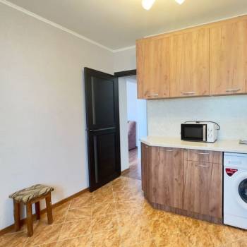 Сдается 2-х комнатная квартира, 60 м²