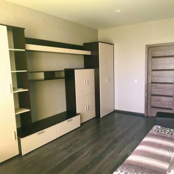 Сдается 1-комнатная квартира, 39 м²