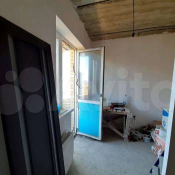 Продается 1-комнатная квартира, 110 м²