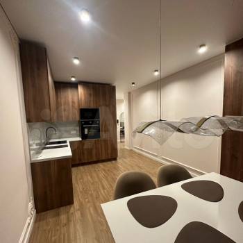 Сдается 1-комнатная квартира, 51 м²