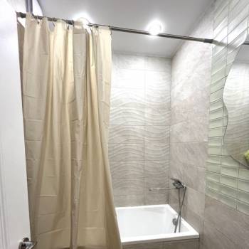 Сдается Многокомнатная квартира, 79,8 м²