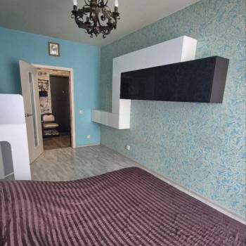 Сдается 1-комнатная квартира, 39 м²