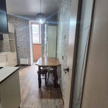 Сдается 1-комнатная квартира, 39 м²