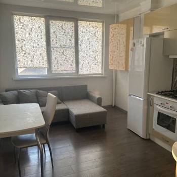 Сдается 1-комнатная квартира, 38 м²