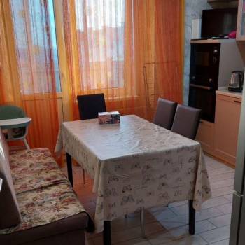 Продается 2-х комнатная квартира, 57 м²