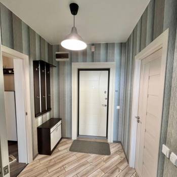 Продается 1-комнатная квартира, 56,1 м²