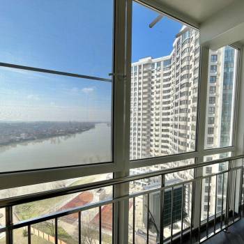 Продается 1-комнатная квартира, 56,1 м²