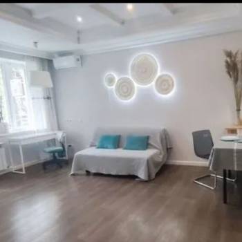 Продается 1-комнатная квартира, 45 м²
