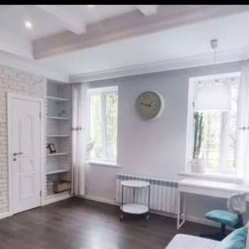 Продается 1-комнатная квартира, 45 м²