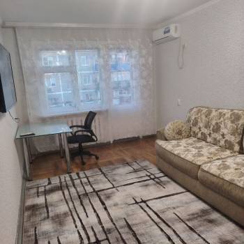 Сдается 1-комнатная квартира, 32 м²