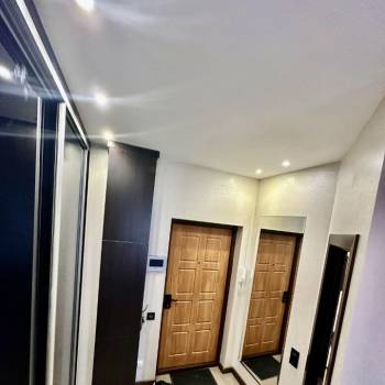 Сдается 1-комнатная квартира, 56 м²