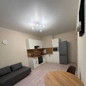 Сдается 1-комнатная квартира, 35 м²
