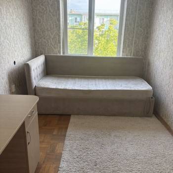 Сдается Многокомнатная квартира, 56 м²