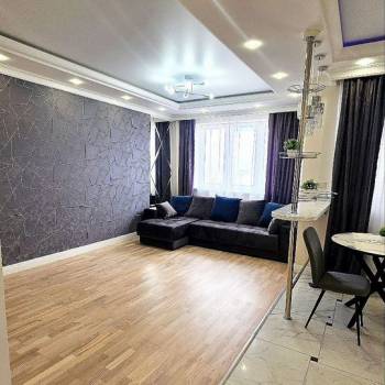 Продается 1-комнатная квартира, 38 м²