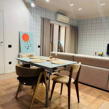 Продается 1-комнатная квартира, 50,5 м²