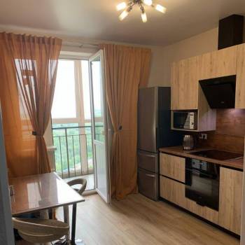 Сдается 1-комнатная квартира, 40 м²