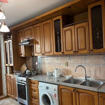 Сдается Многокомнатная квартира, 80 м²