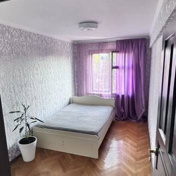 Сдается Многокомнатная квартира, 60 м²