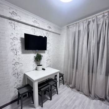 Сдается Многокомнатная квартира, 60 м²