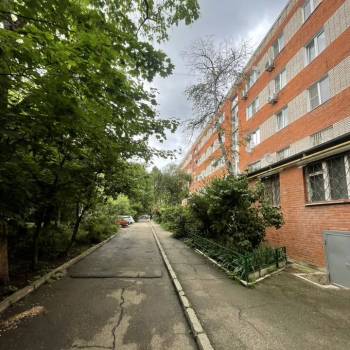 Сдается Многокомнатная квартира, 64 м²