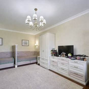 Продается Многокомнатная квартира, 128 м²