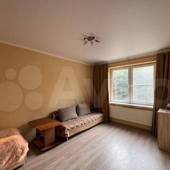 Сдается 1-комнатная квартира, 35 м²