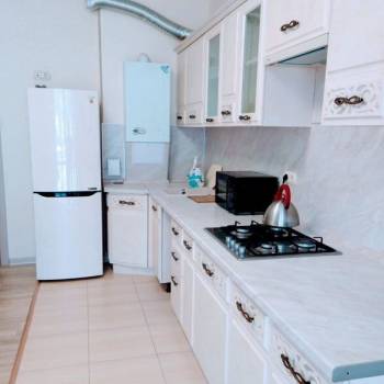 Продается 1-комнатная квартира, 51 м²