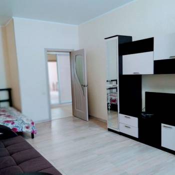Продается 1-комнатная квартира, 51 м²
