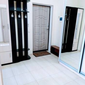 Продается 1-комнатная квартира, 51 м²